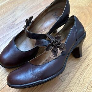 SOFFT Maryjane heels